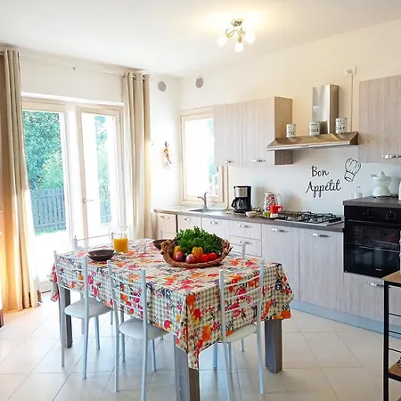 Apartament Lucia *